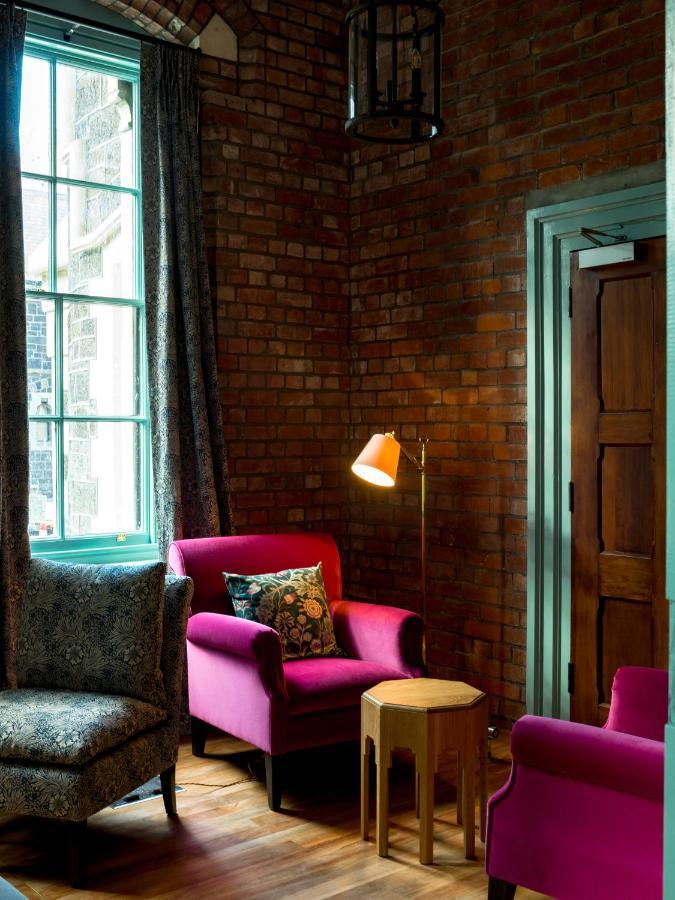 The Observatory Hotel 크라이스트처치 외부 사진 A room at the hotel