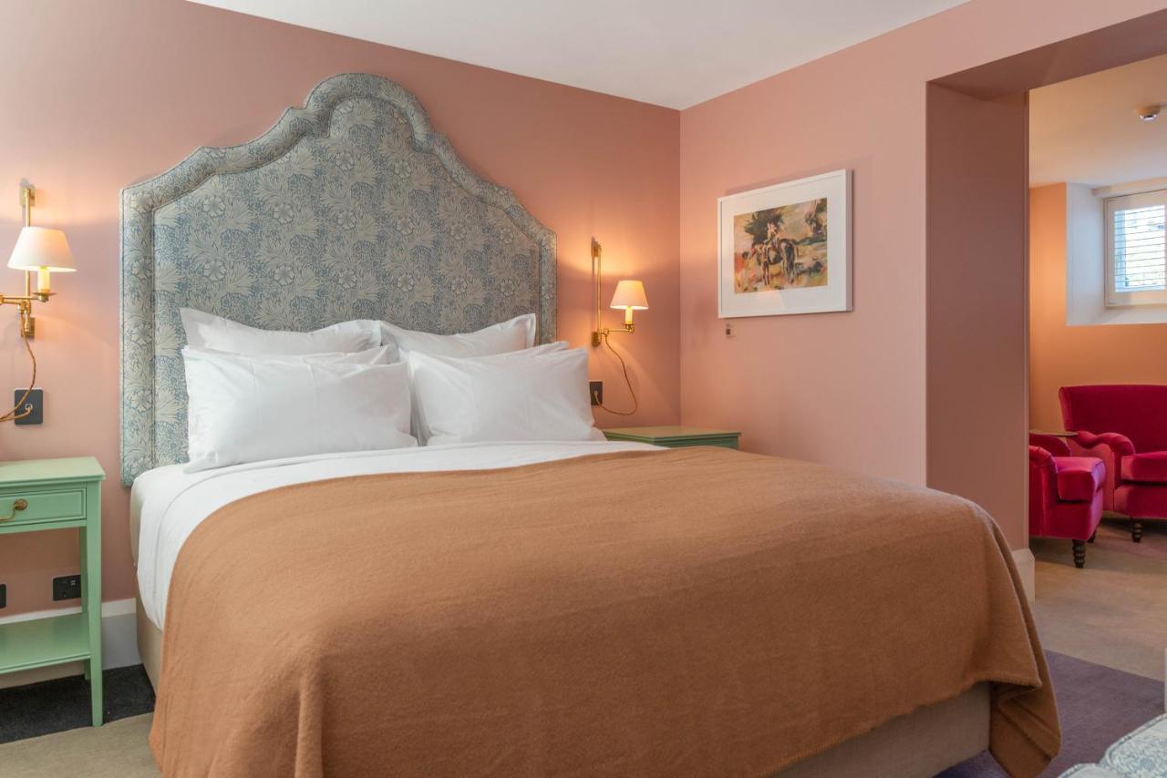 The Observatory Hotel 크라이스트처치 외부 사진 A bedroom at the hotel