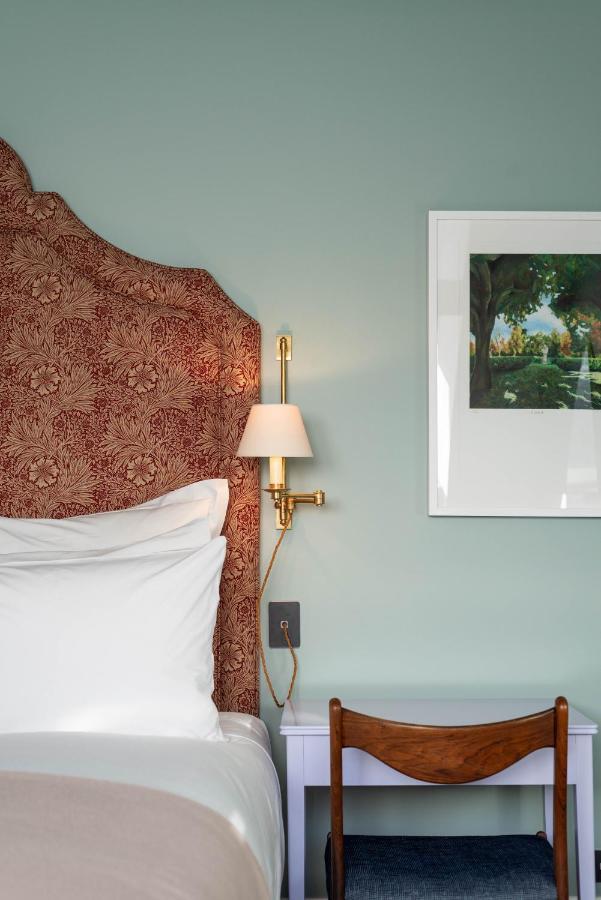 The Observatory Hotel 크라이스트처치 외부 사진 A wall light
